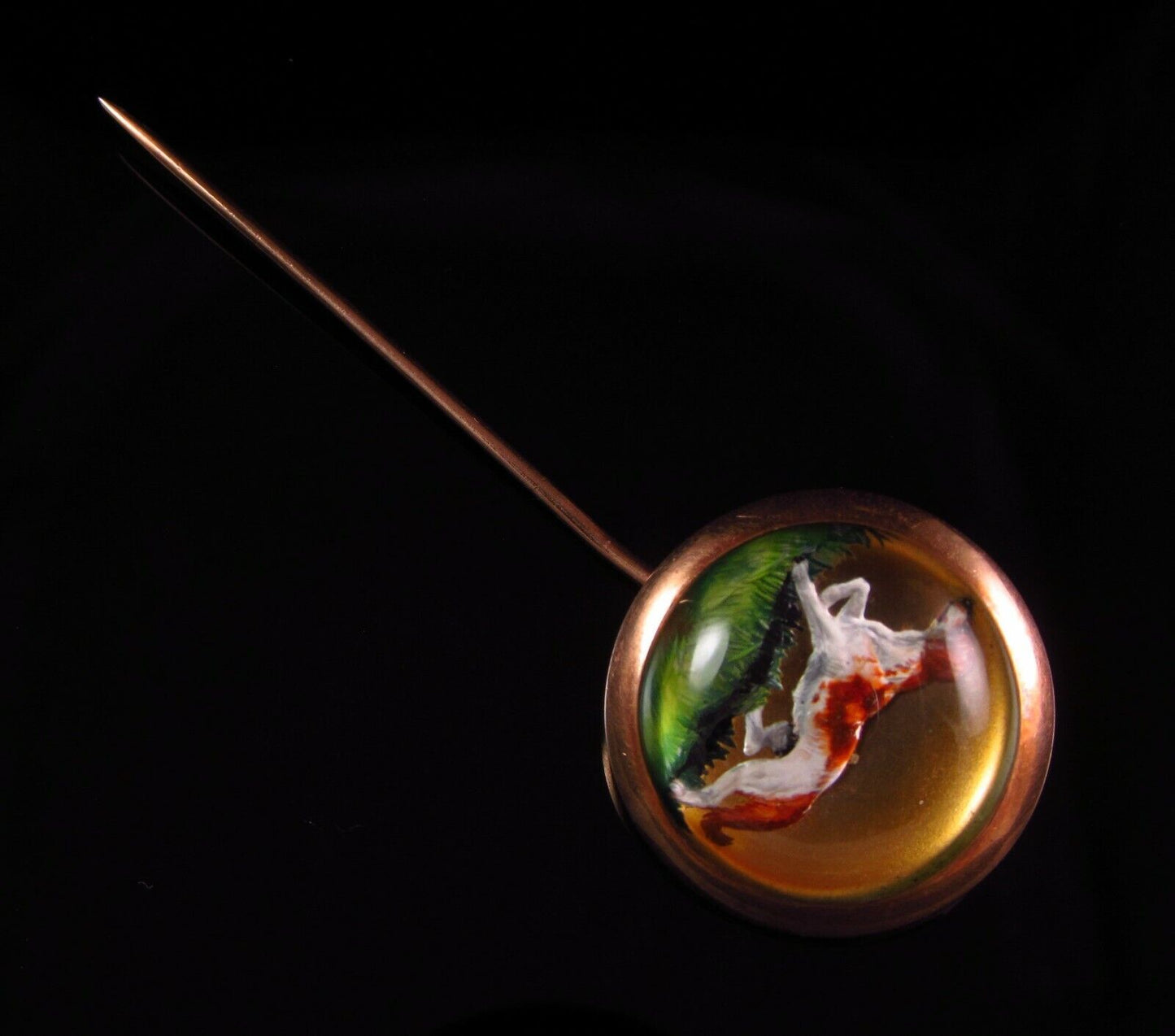 Antique Victorian 14K Gold Reverse Carved Essex Crystal Pointer Dog Stick Pin