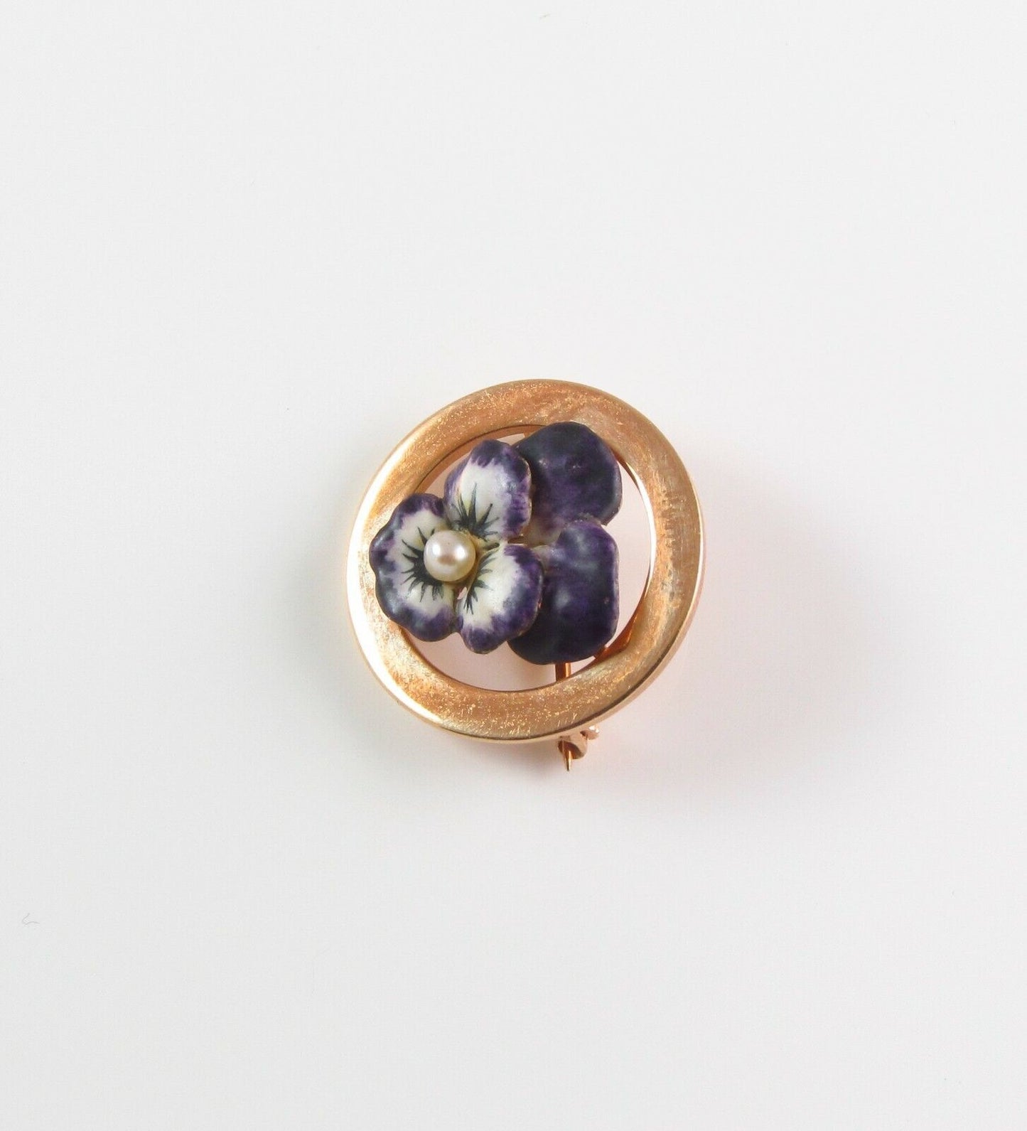 Petite 14k Gold Art Nouveau Krementz Enamel Pansy Pearl Circular Brooch Pin